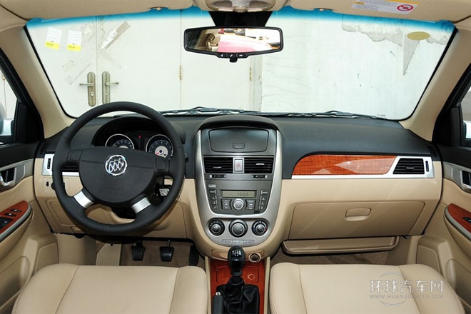 2013款 1.5L 手動 尊享型