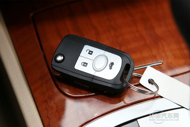 2013款 1.5L 自動 尊享型