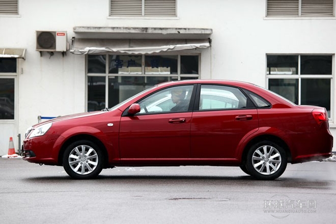 2013款 1.5L 自動 尊享型