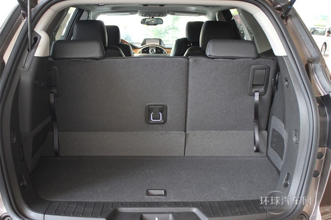 2013款3.6L 兩驅雅致版