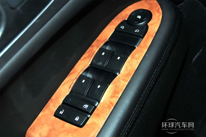 2013款3.6L 四驅精英版