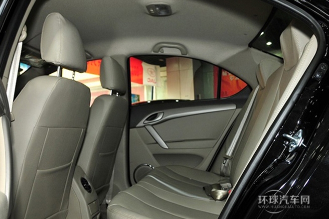 2012款 1.5L 手動豪華型