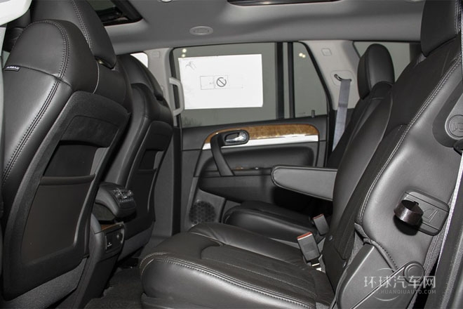 2013款3.6L 四驅旗艦版