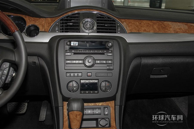 2013款3.6L 四驅旗艦版