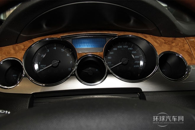 2013款3.6L 四驅旗艦版