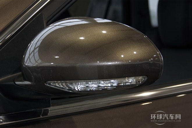 2013款3.6L 四驅旗艦版