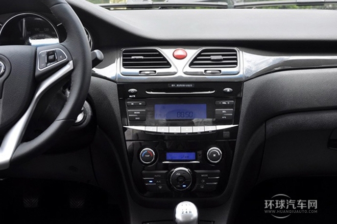 2012款 1.5L 手動(dòng)豪華運(yùn)動(dòng)型