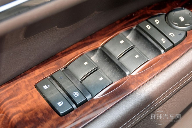 2014款3.6L 四驅智享旗艦型