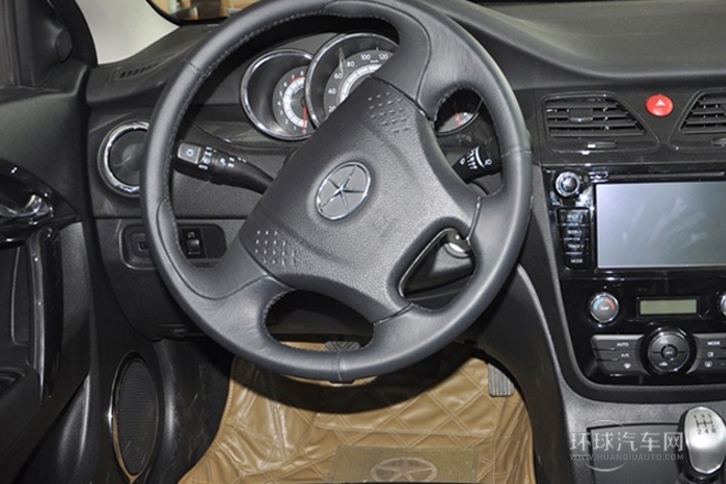 2012款 1.5L 手動商務豪華型