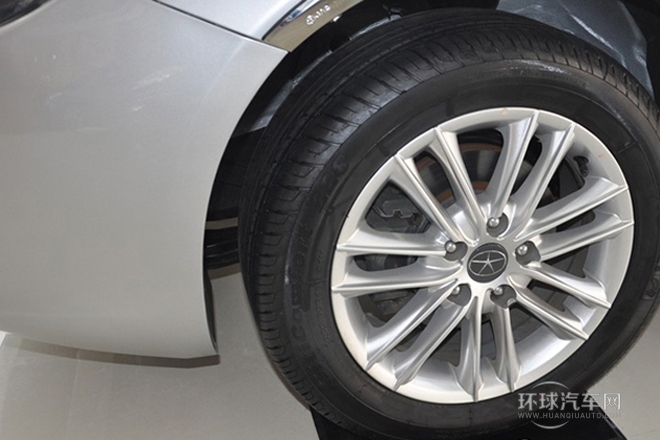 2012款 1.5L 手動(dòng)商務(wù)豪華型