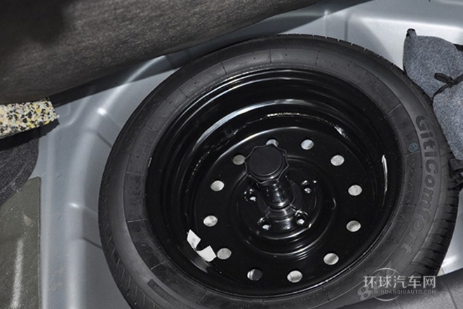 2012款 1.5L 手動(dòng)商務(wù)豪華型