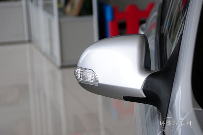 2012款 1.5L 手動舒適型