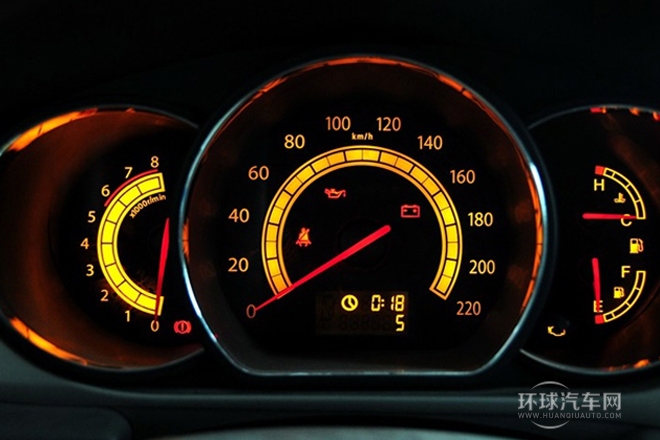 2012款 1.5L 手動舒適型