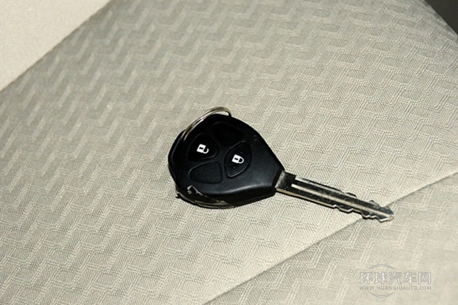 2012款 1.5L 手動舒適型