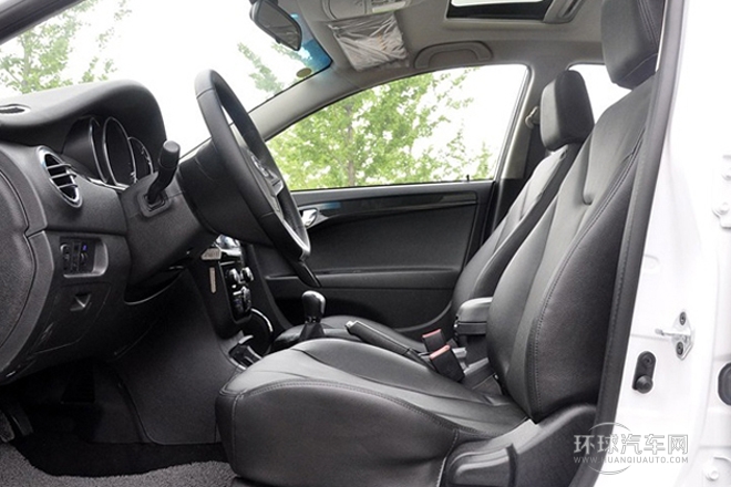 2012款 1.5L 手動尊逸運動型