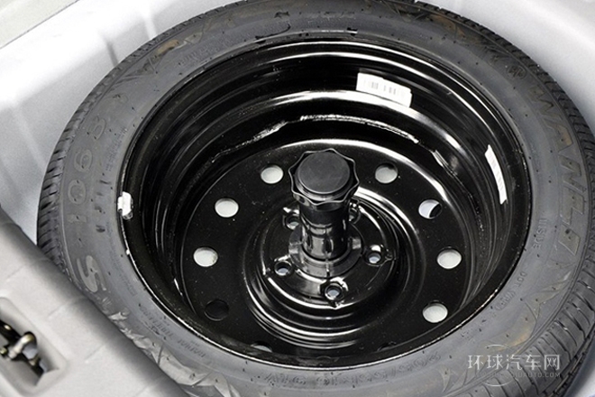 2012款 1.8L 手動尊逸運動型