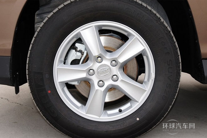 2014款 1.5TI 手動尊貴型