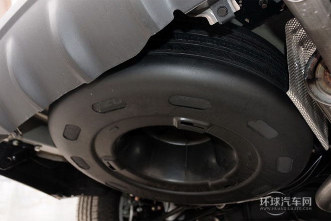 2014款 1.5TI 手動尊貴型