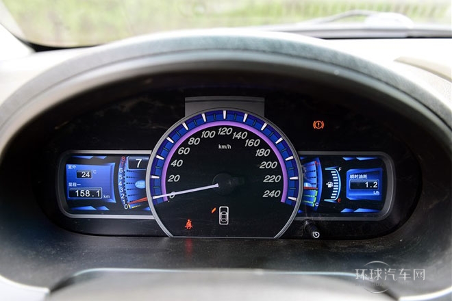 2014款 1.5TI 手動旗艦型