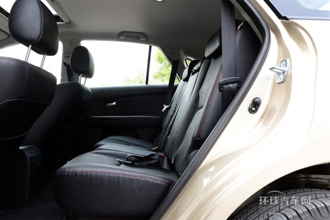 2014款 1.5TI 手動(dòng)旗艦型