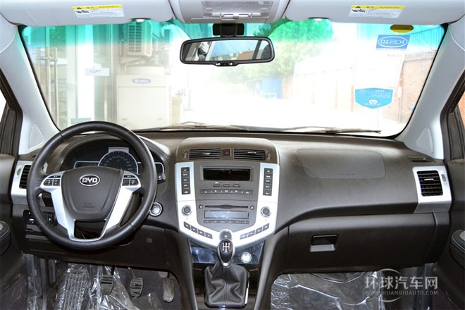 2014款 2.0L 手動豪華型