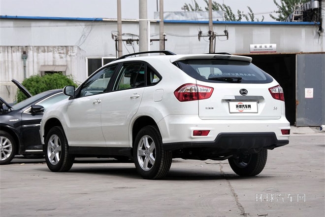 2014款 2.0L 手動尊貴型