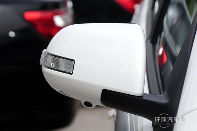 2014款 2.0L 手動尊貴型