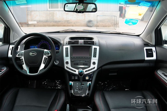 2014款 2.4L 自動尊貴型