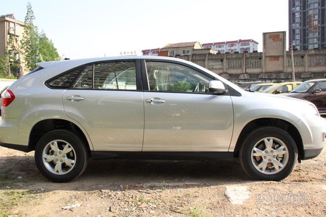 2013款 勁悅版 2.0L 手動豪華型