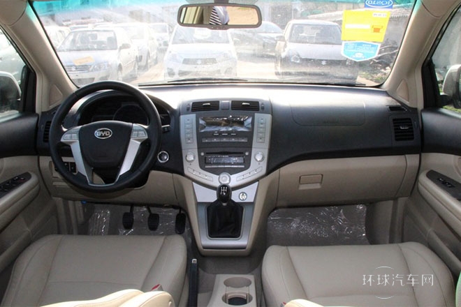 2013款 勁悅版 2.0L 手動豪華型