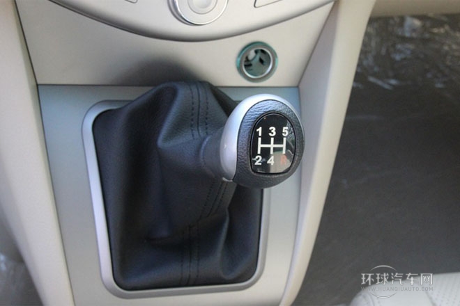 2013款 勁悅版 2.0L 手動(dòng)豪華型