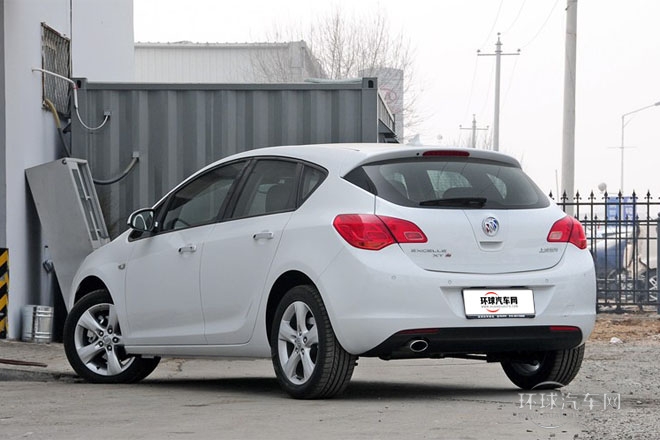 2014款 1.6L 自動 時尚運動型