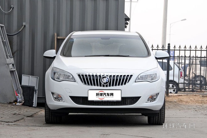 2014款 1.6L 自動(dòng) 時(shí)尚運(yùn)動(dòng)型