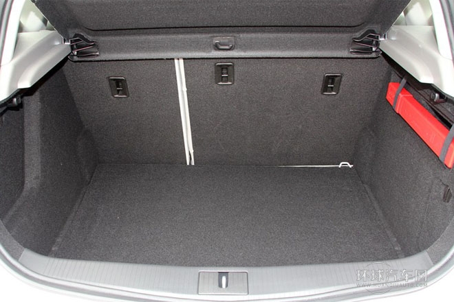 2014款 1.6L 手動 進取型