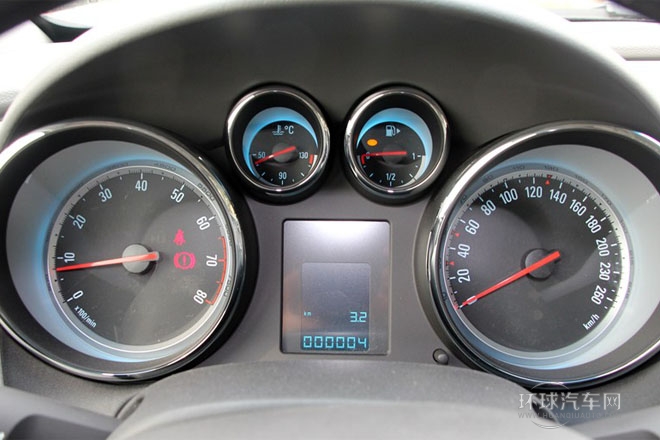 2014款 1.6L 手動 進取型