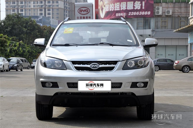 2013款 勁悅版 2.0L 手動尊貴型