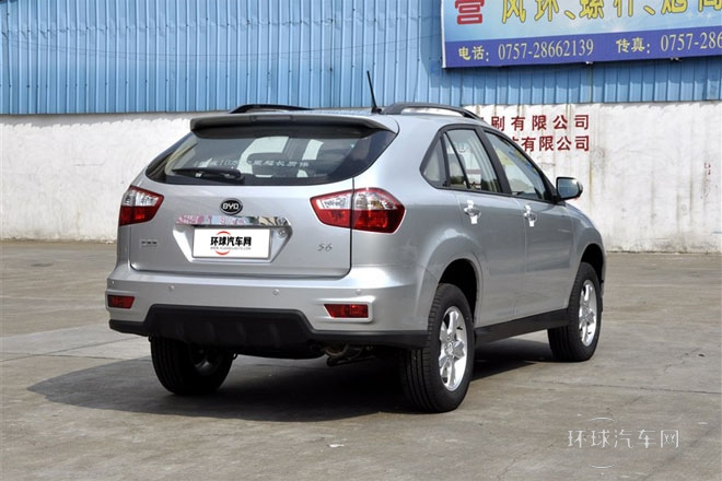 2013款 勁悅版 2.0L 手動尊貴型