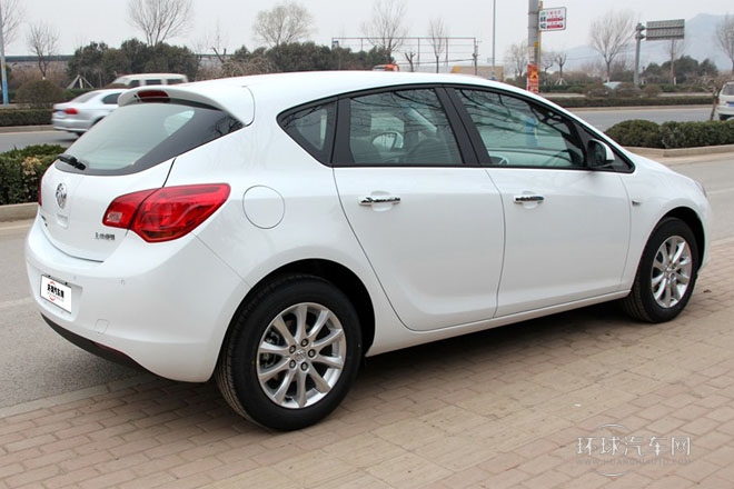 2014款 1.6L 手動 進取型