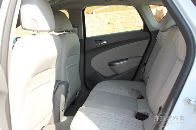 2014款 1.6L 手動 舒適版