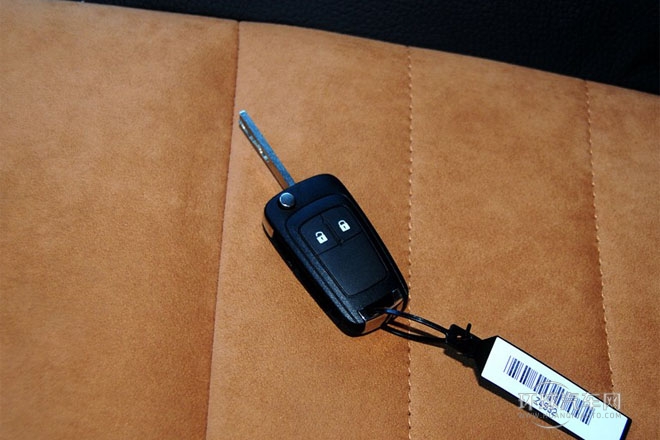 2014款 1.6L 自動(dòng) 時(shí)尚型