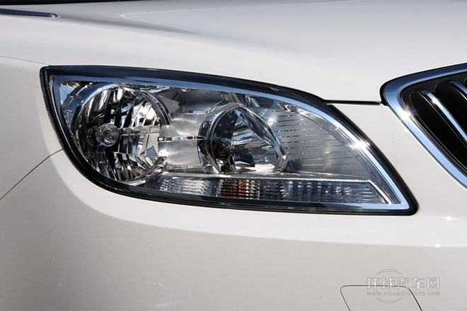 2013款 1.6T 自動(dòng) 時(shí)尚運(yùn)動(dòng)型