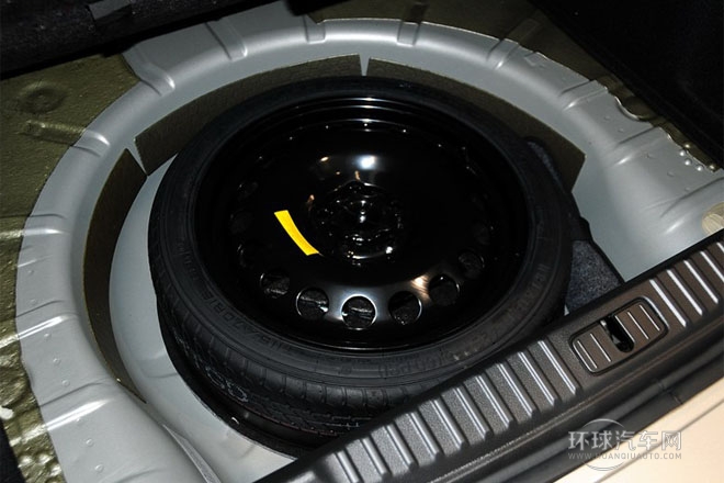 2013款 1.8L 自動 時尚型