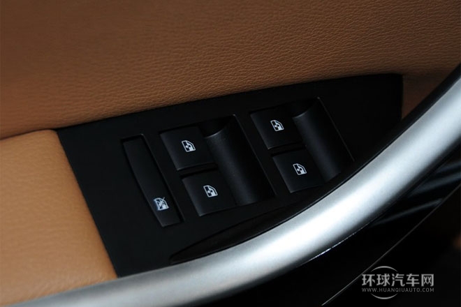 2013款 1.8L 自動 時尚型