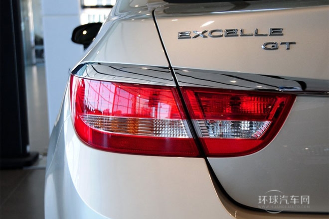 2013款 1.8L 自動 時尚型