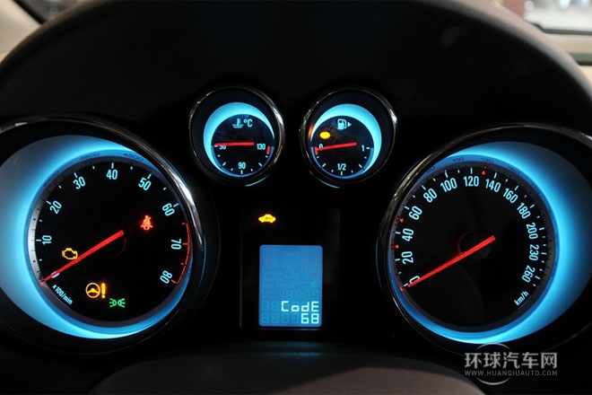 2013款 1.6L 手動 進(jìn)取型