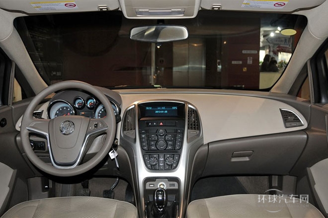 2013款 1.6L 手動 進取型