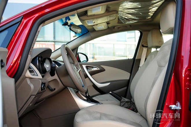 2013款 1.6L 自動 時尚型