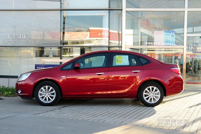 2013款 1.6L 自動(dòng) 時(shí)尚型