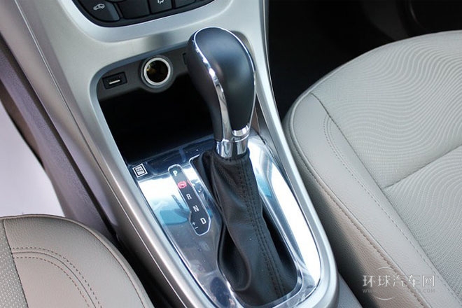 2013款 1.6L 自動 舒適版