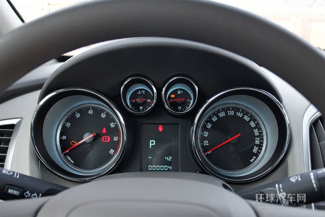 2013款 1.6L 自動(dòng) 舒適版